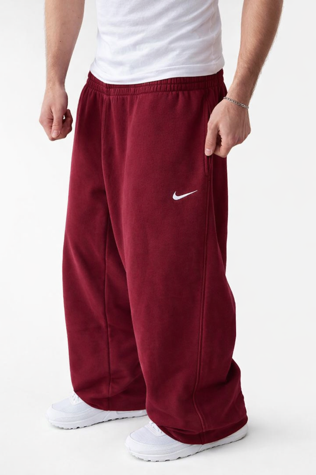 Calças largas – oferta limitada